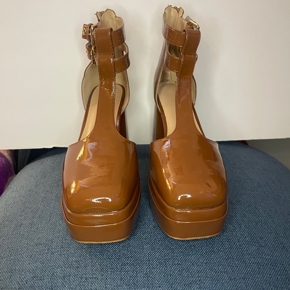 Maria Platform Heels| Cognac Patent | Size 9W| Fashion to Figure - Picture 8 of 11
